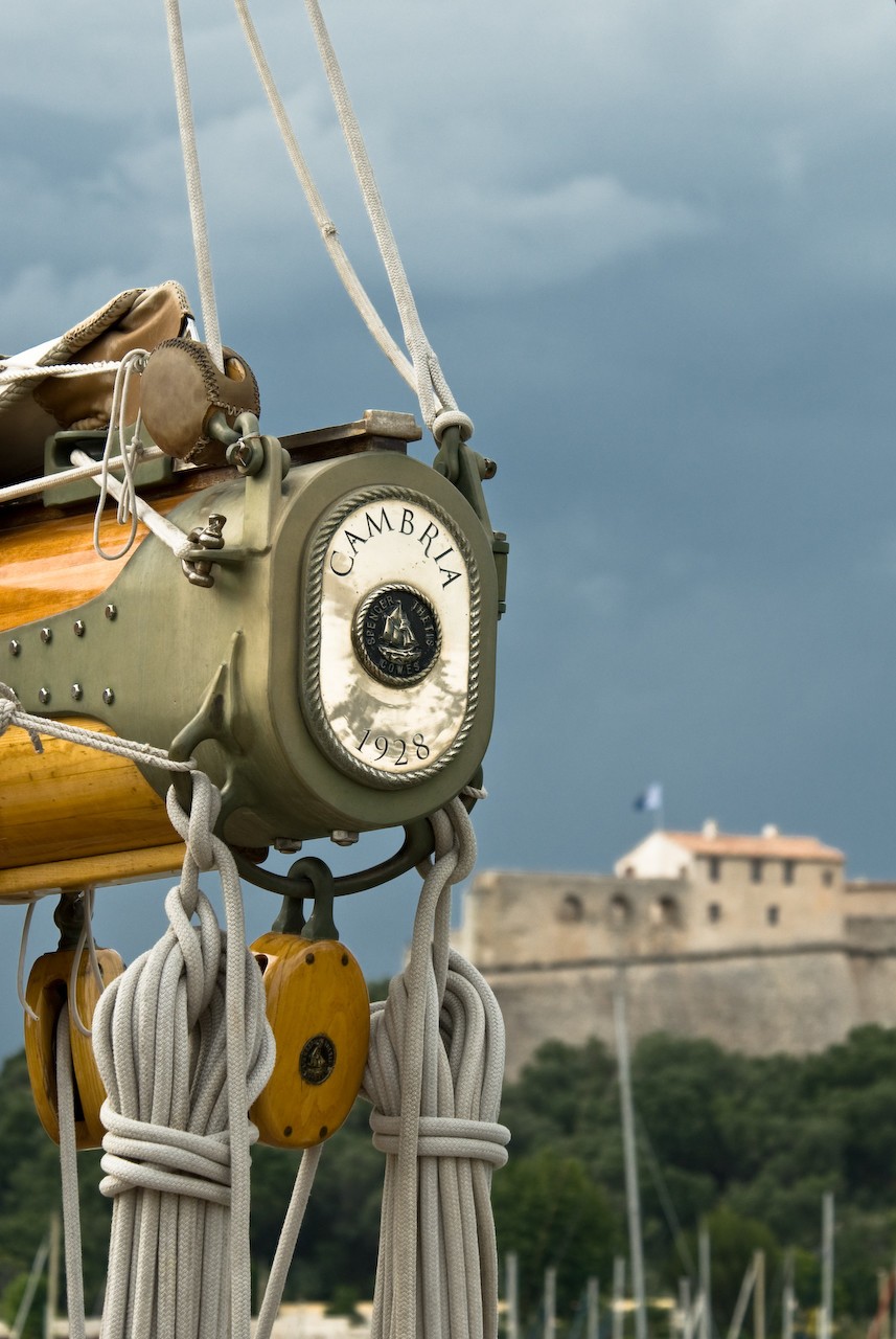 Yacht CAMBRIA, a Fife Classic CHARTERWORLD Luxury Superyacht Charters